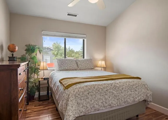 New Putting Blue Sky Getaway Holiday home